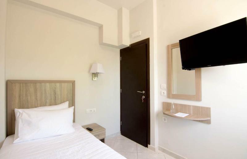 Carisa Maleme (Crete)
