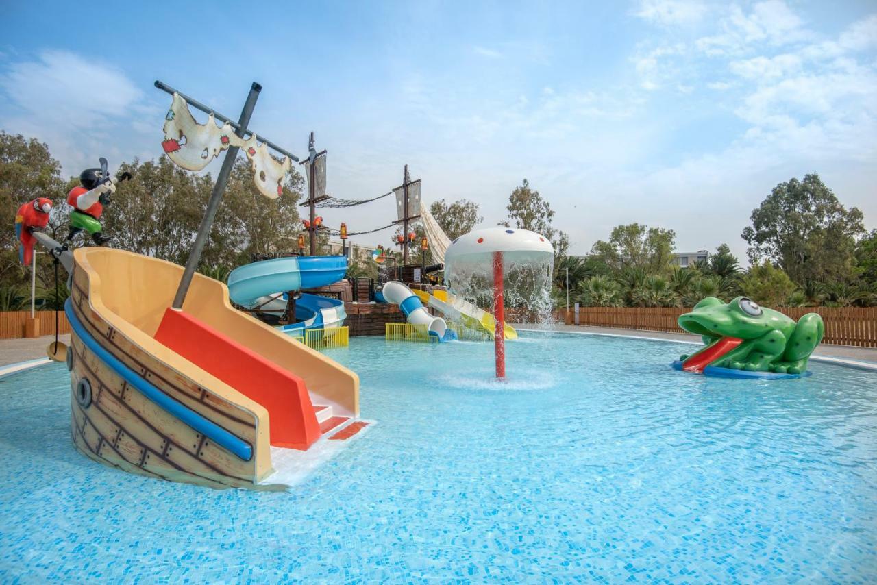 Caravia 4*