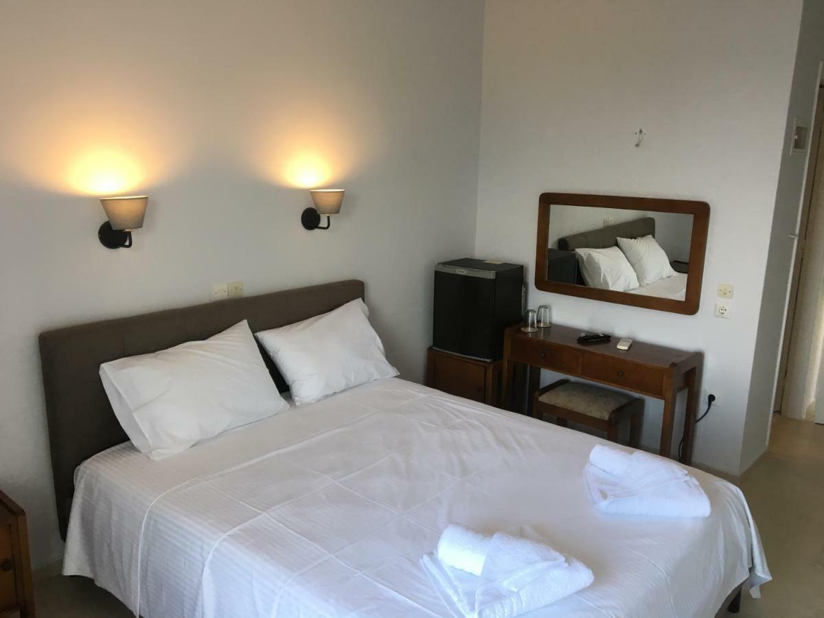 Logga Hotel Hotel Messini