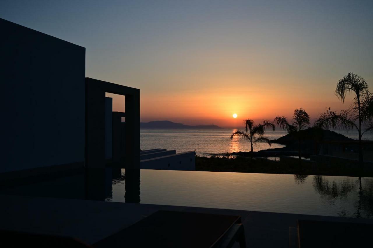 Kavos & 3* Stavros (Crete)