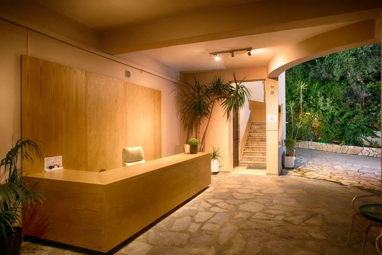 Holidays Apartment Ipsos
