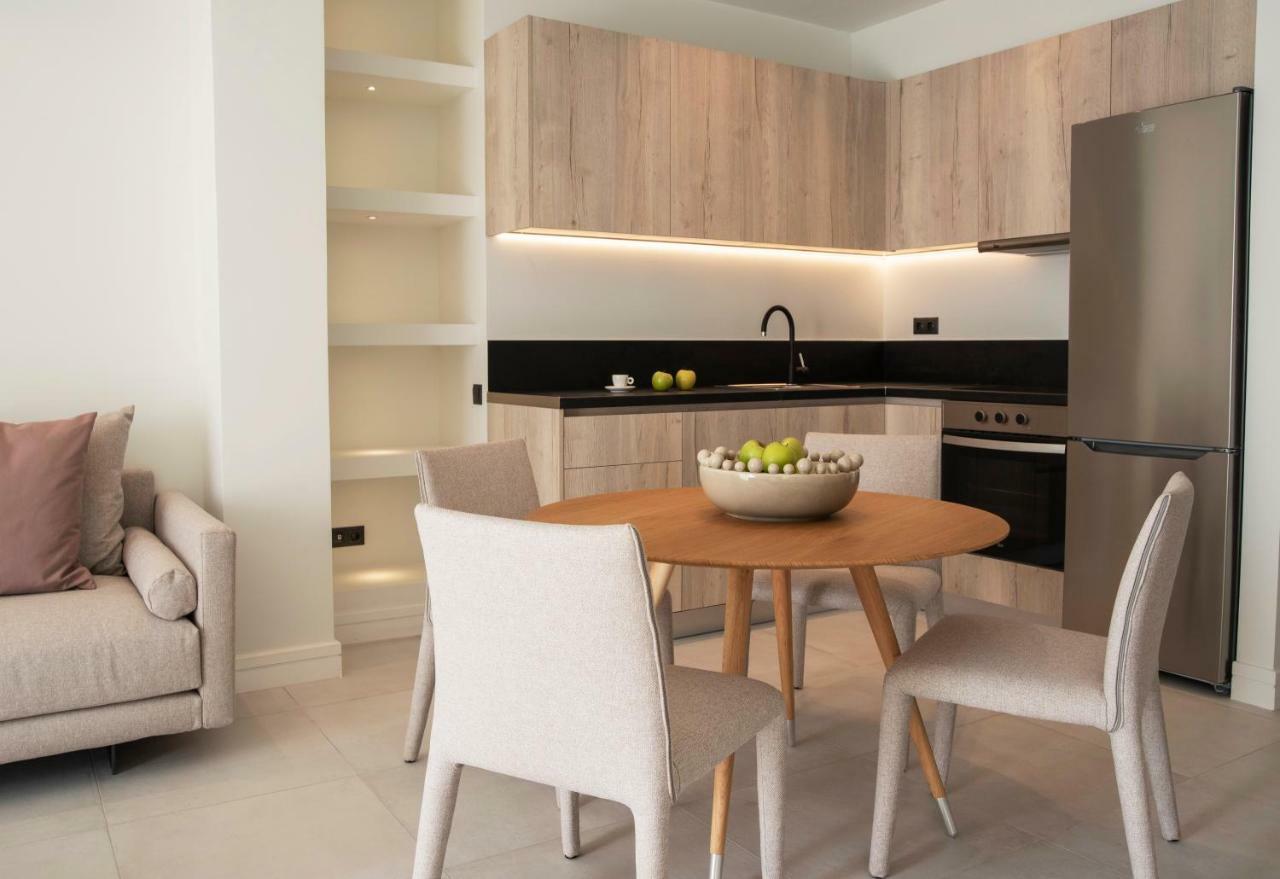 Apartment Glyfada South42 *