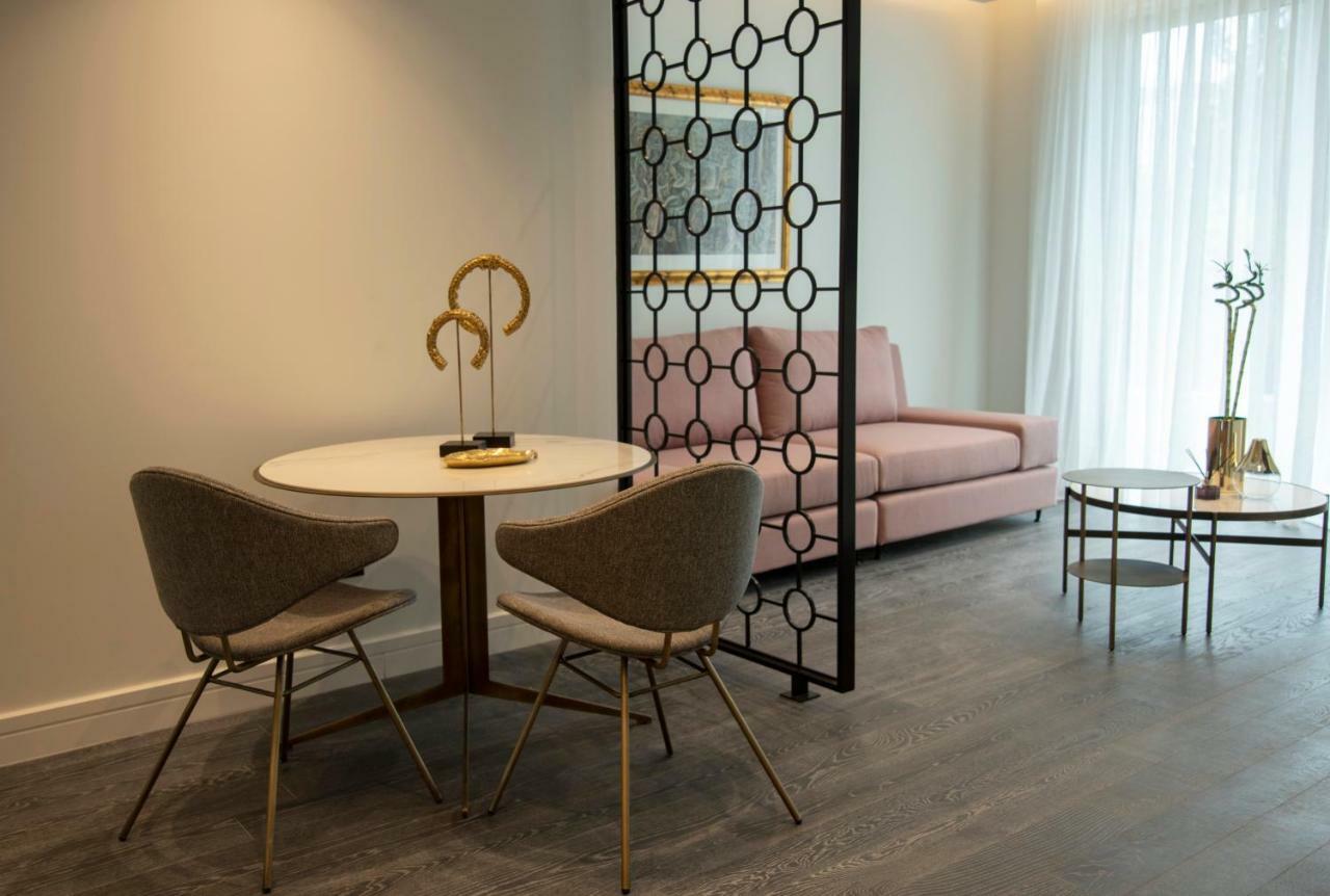 Apartment Glyfada South42 *