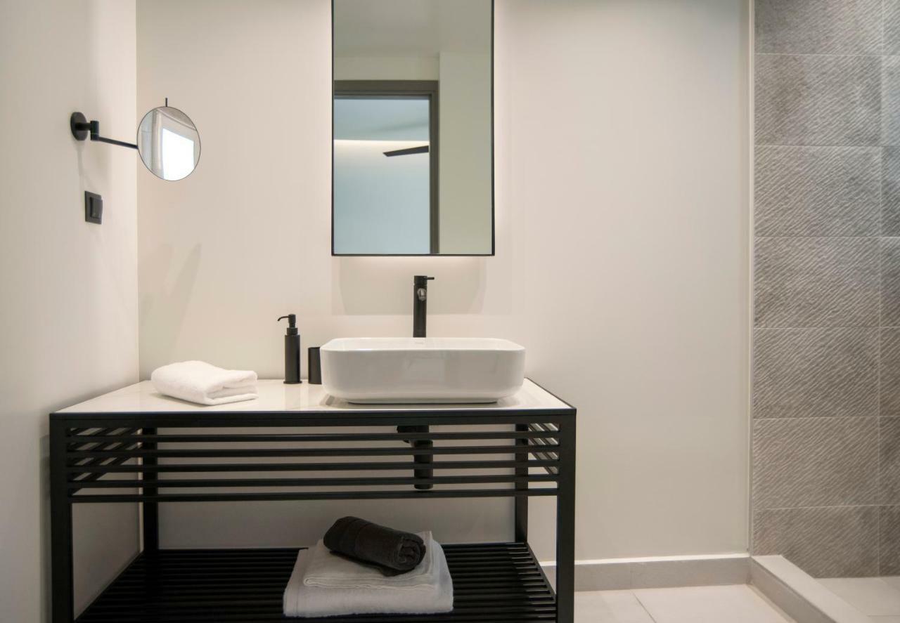 Apartment Glyfada South42 *