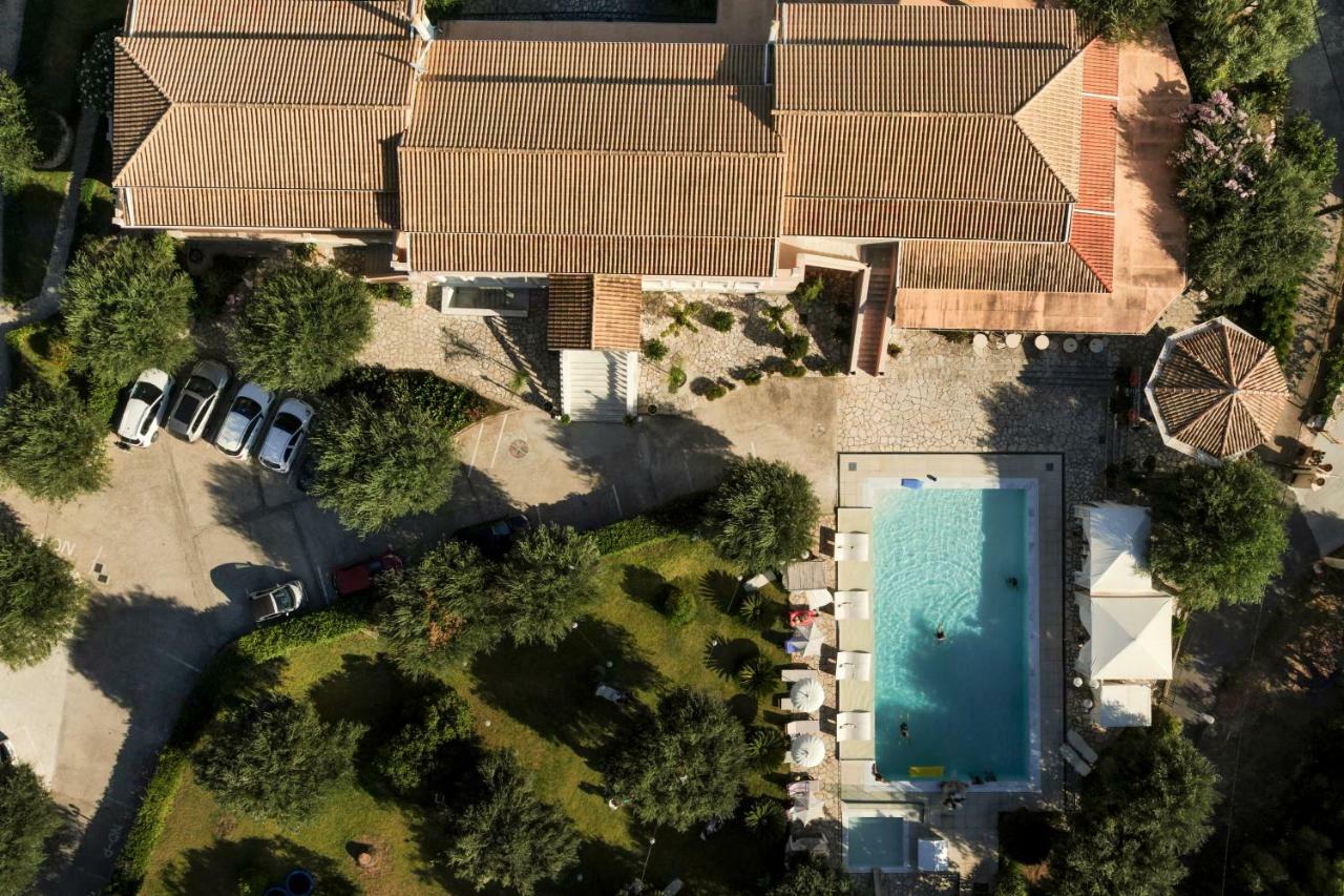 Hotel Nefeli 3*
