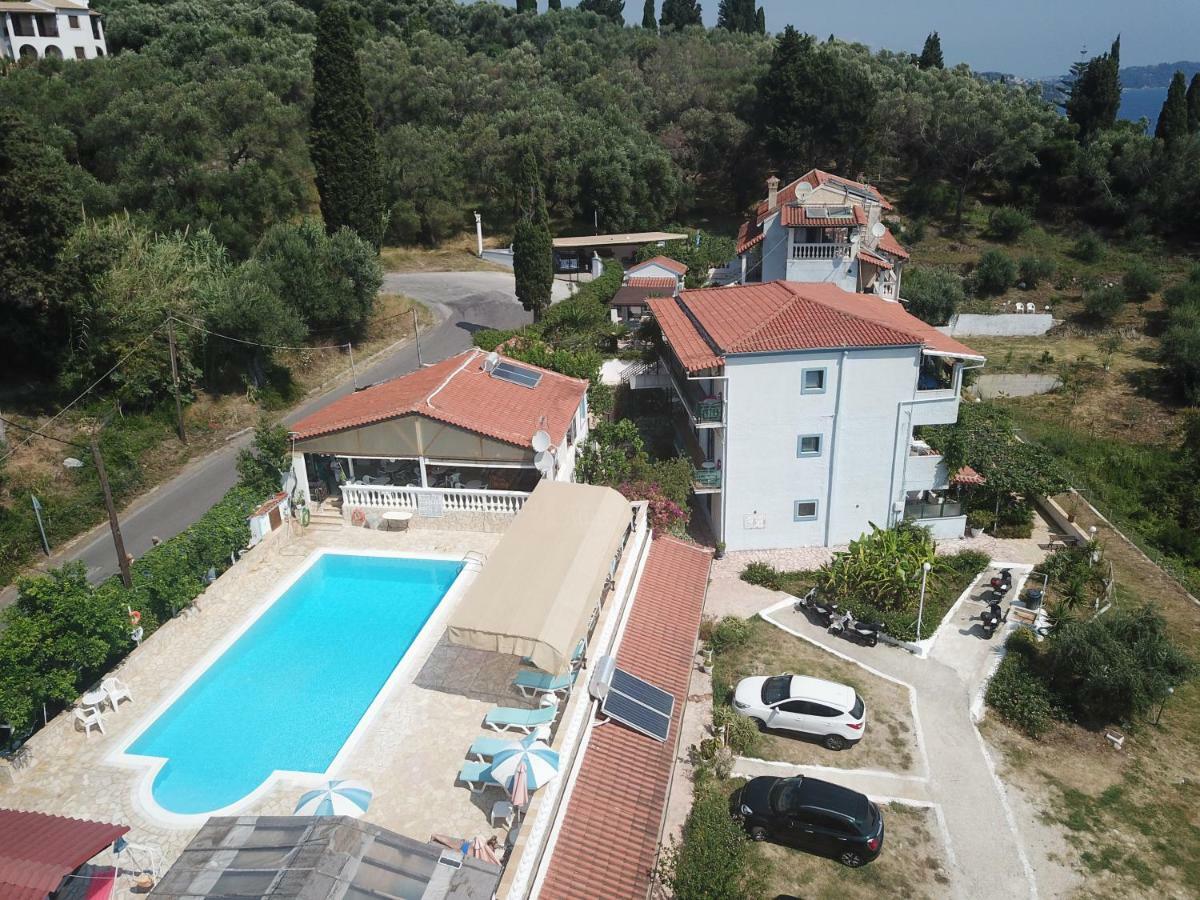Aparthotel Corfu Andromaches 3*
