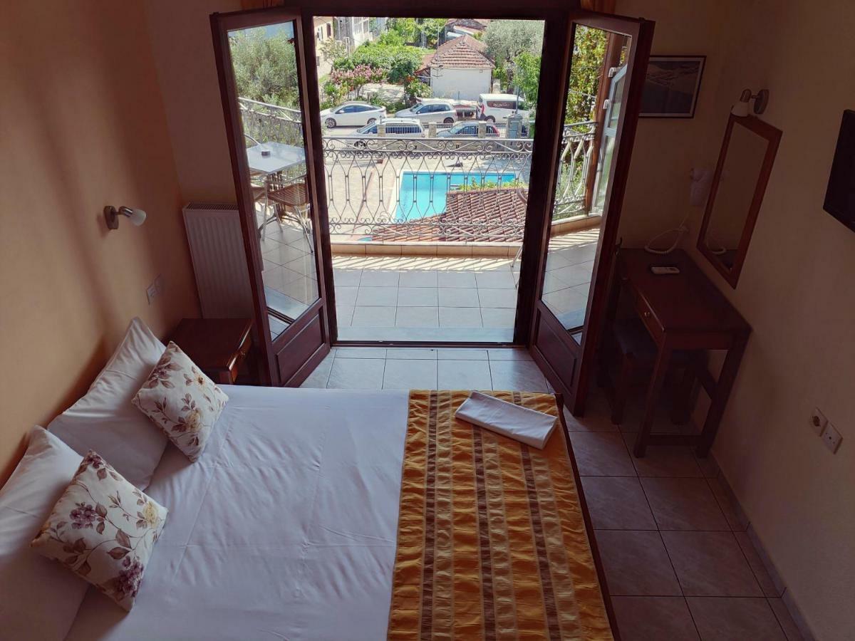 Pagaseon Rooms And Apartments