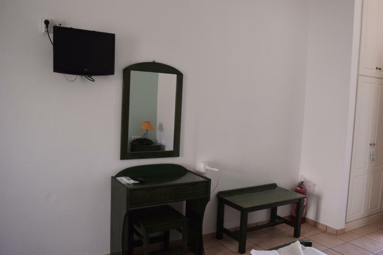 Paraporti 2* Folegandros Town