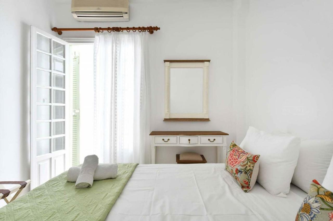 Hara Studios And Aparthotel 3*