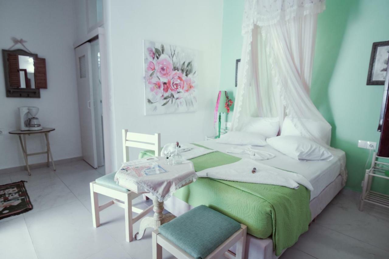 Studio Lefaki