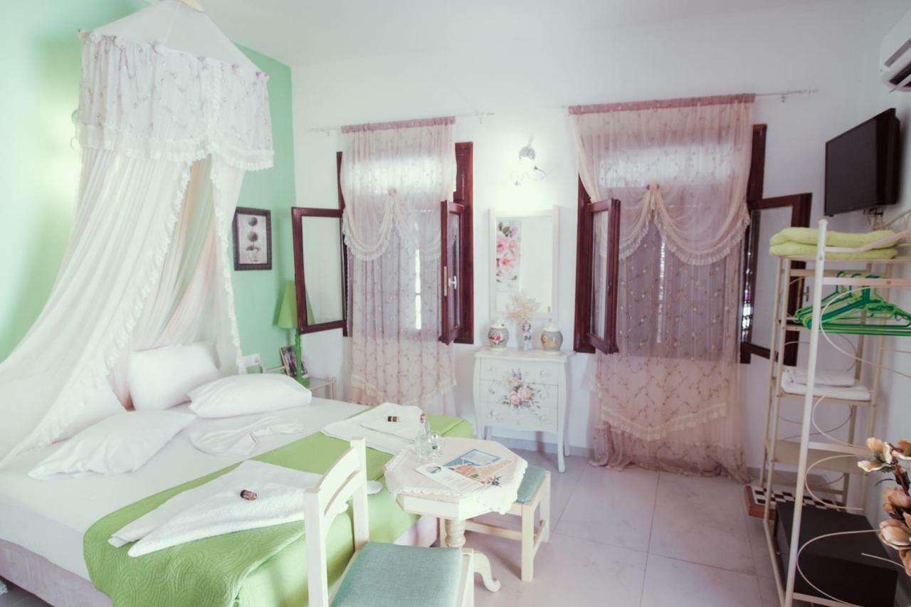 Studio Lefaki