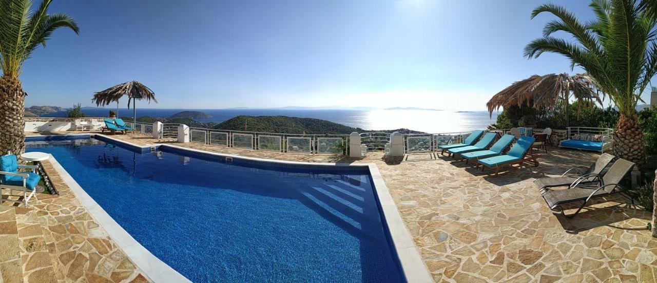 Infinity Blue Saronida