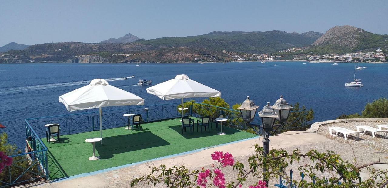 Kavos Bay Seafront * Agia Marina (Aegina)