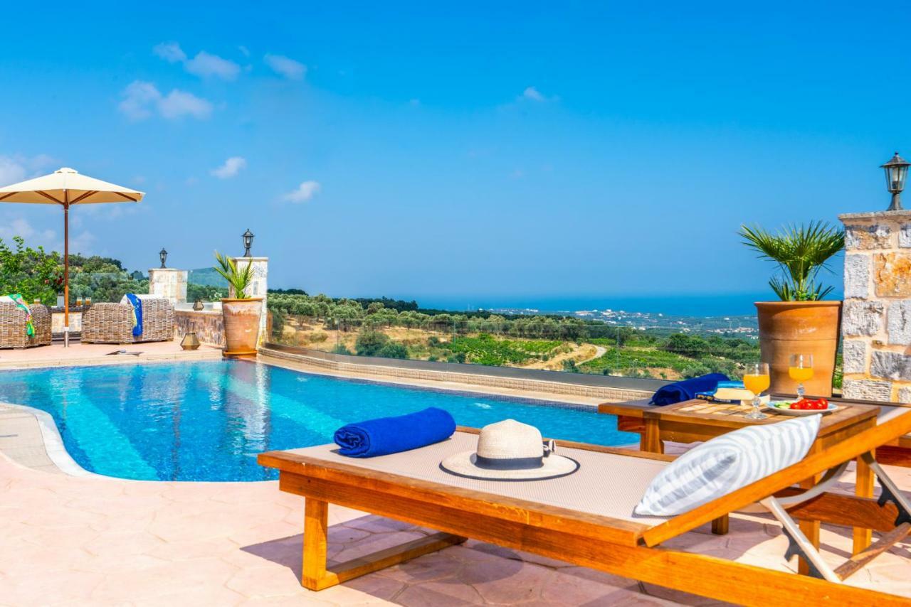 New Kantifes 4 Families Or Couples With Private Pool & Bbq Kirianna