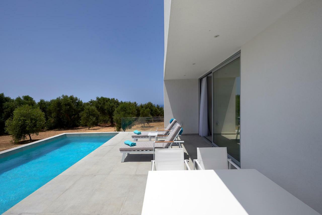 Kalypso Villa *