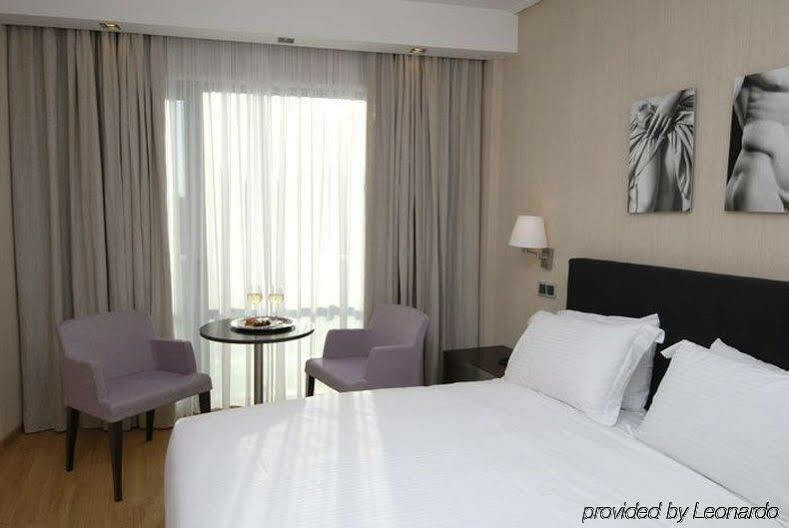 Hotel The Gate 4*