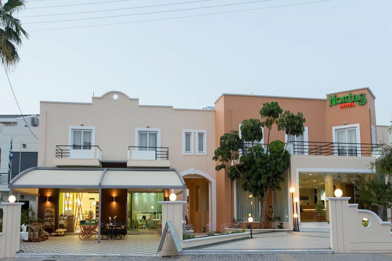 Aparthotel Nontas 3*