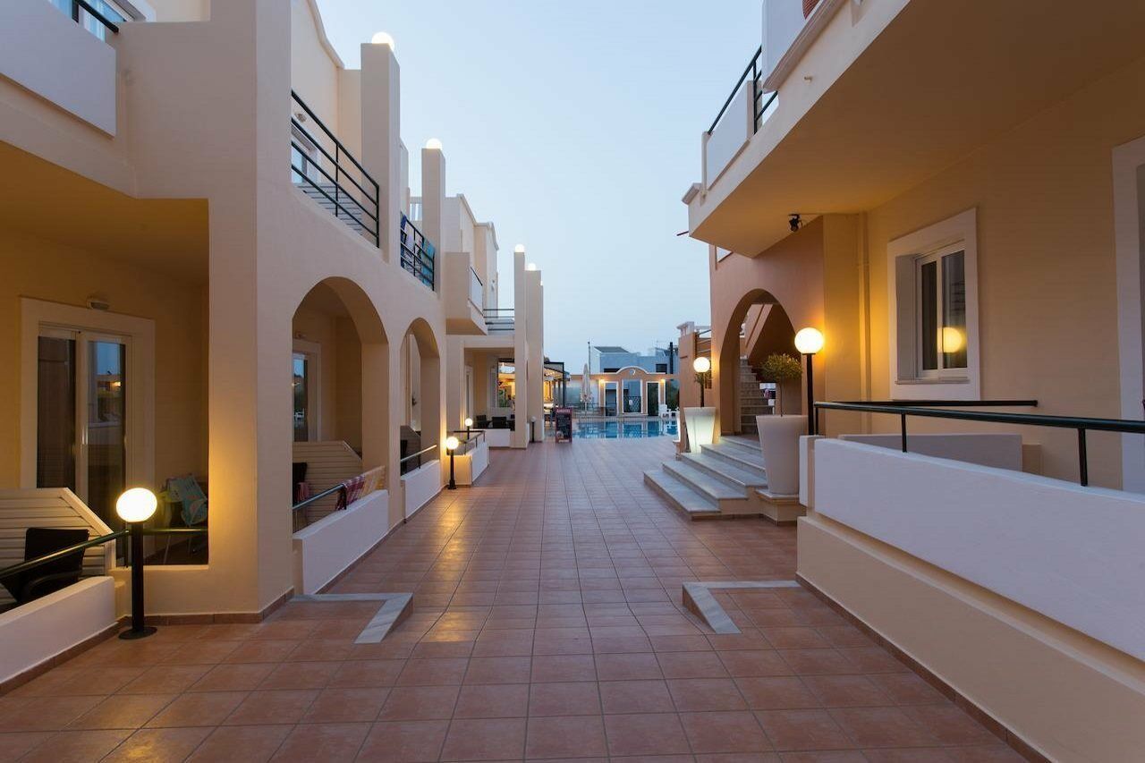 Aparthotel Nontas Agioi Apostoli (Crete)