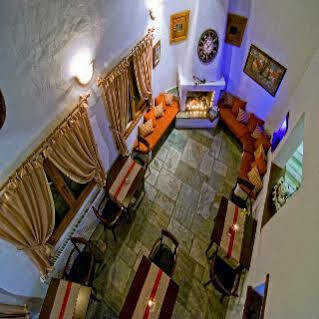 Aparthotel Alkifron