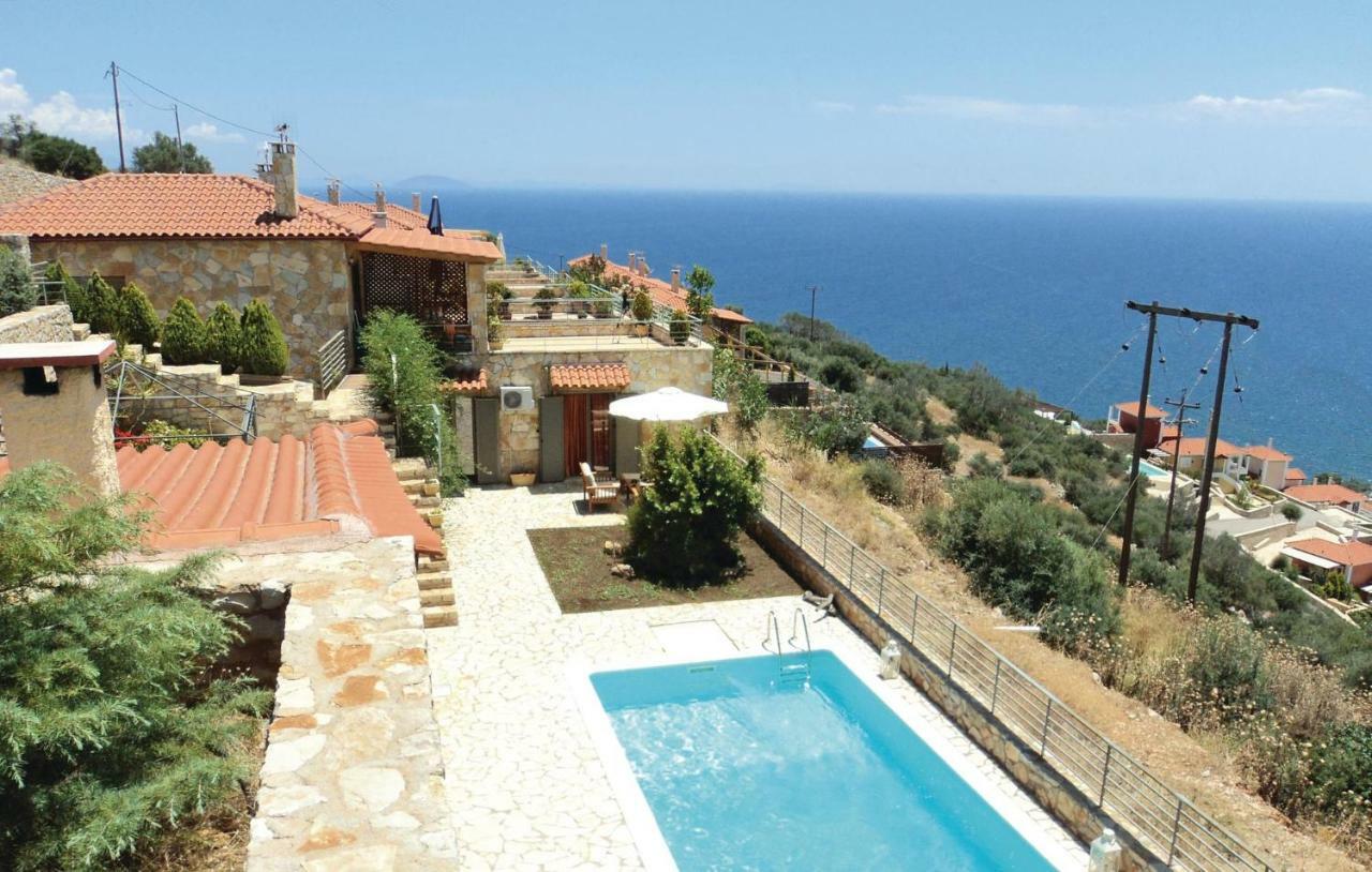Cozy Home In Xyropigado With House Sea View *
