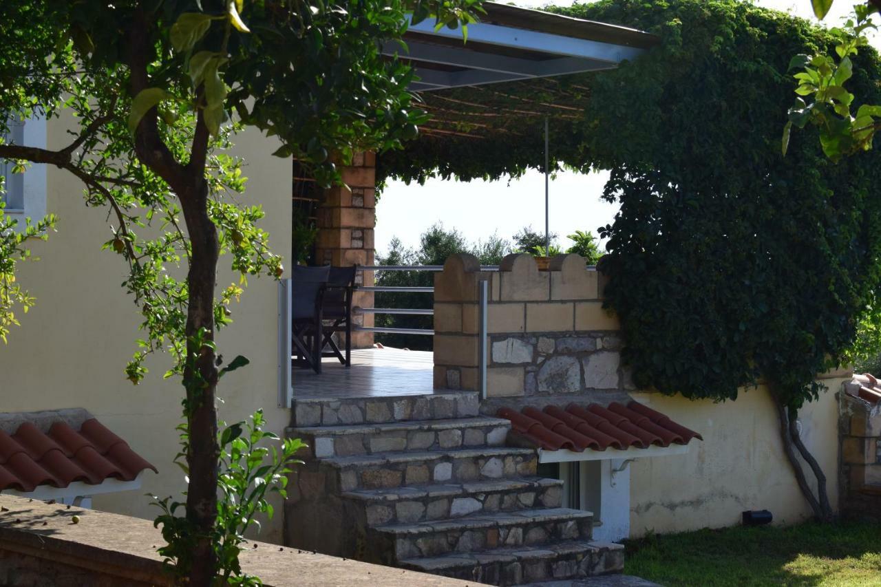 Alexandros Seaside Family & - Paradise, 7' From Petalidi Kalamaki (Messinia)