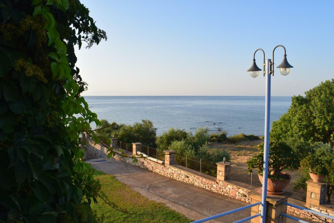 Alexandros Seaside Family & - Paradise, 7' From Petalidi