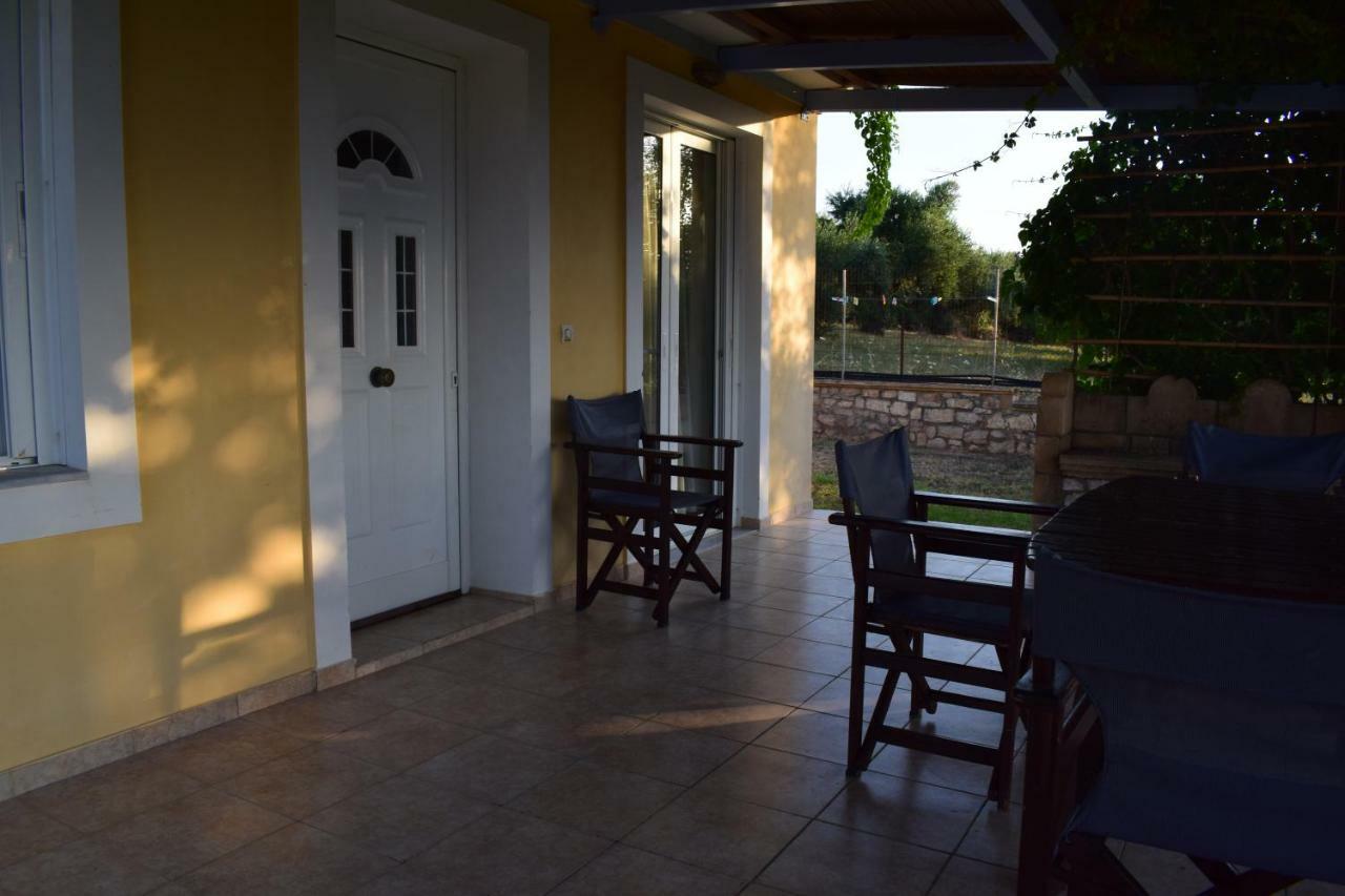 Alexandros Seaside Family & - Paradise, 7' From Petalidi