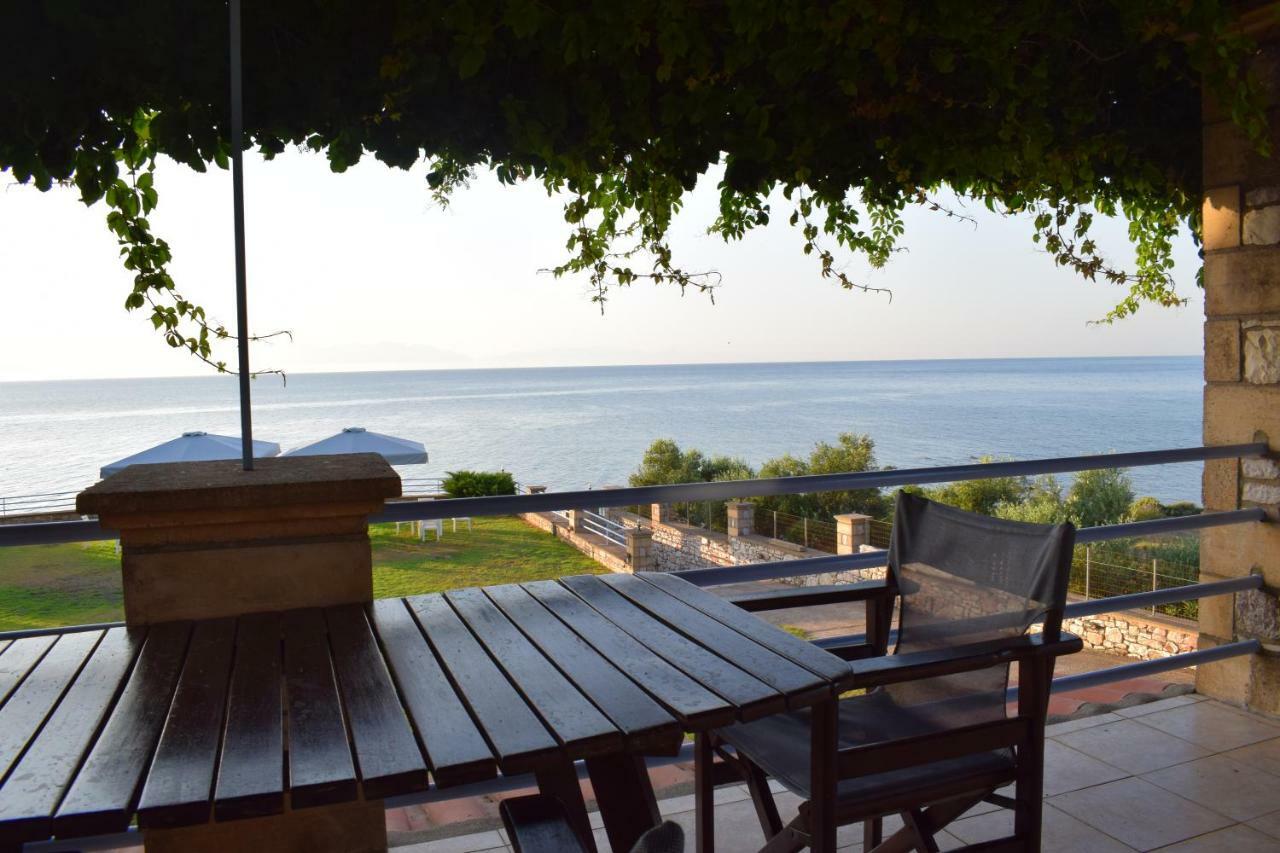 Alexandros Seaside Family & - Paradise, 7' From Petalidi Apartment *