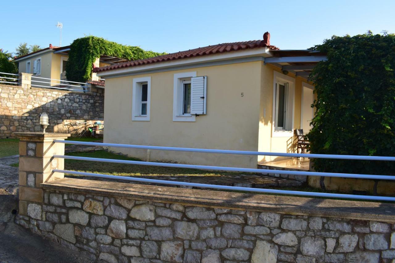 Alexandros Seaside Family & - Paradise, 7' From Petalidi