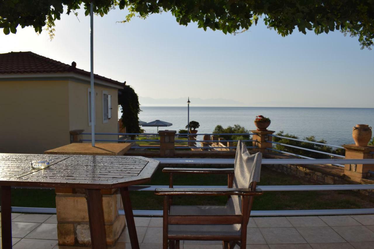Alexandros Seaside Family & - Paradise, 7' From Petalidi