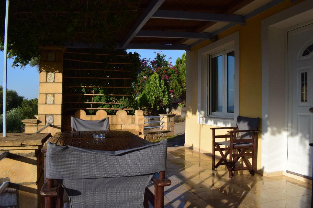 Alexandros Seaside Family & - Paradise, 7' From Petalidi Apartment Kalamaki (Messinia)