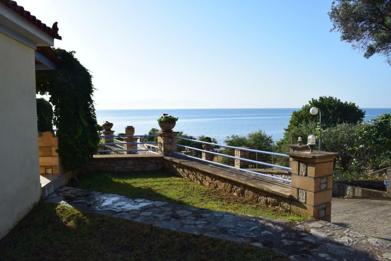 Alexandros Seaside Family & - Paradise, 7' From Petalidi