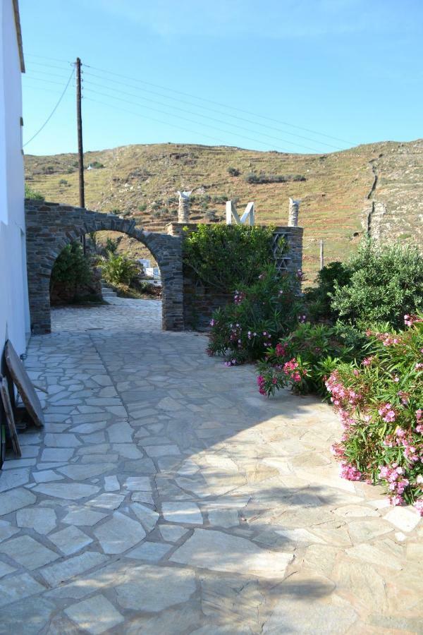 Country house Ioanna Tinos Kionia