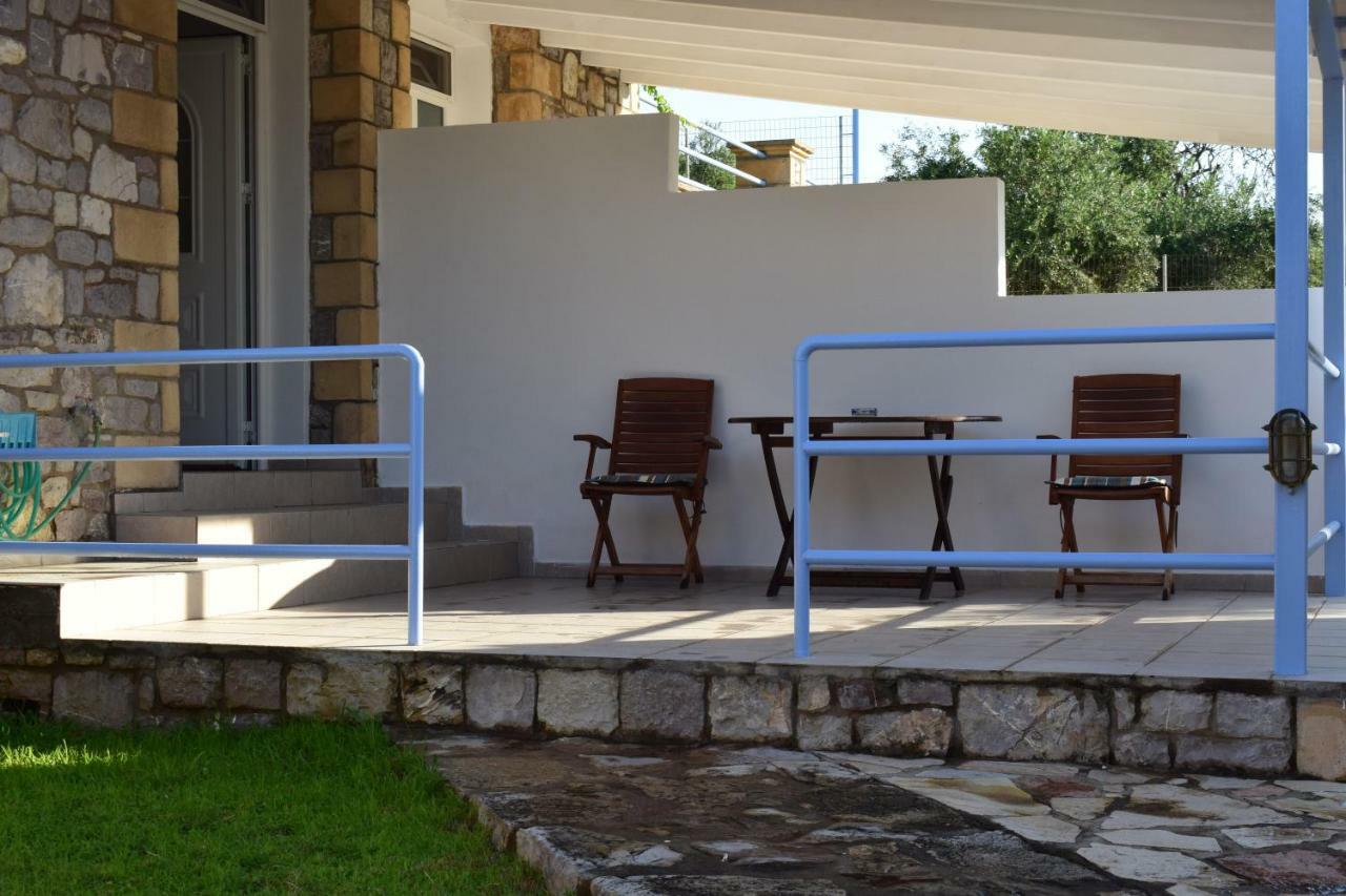 Apartment Alexandros Seaside Family & - Paradise, 7' From Petalidi