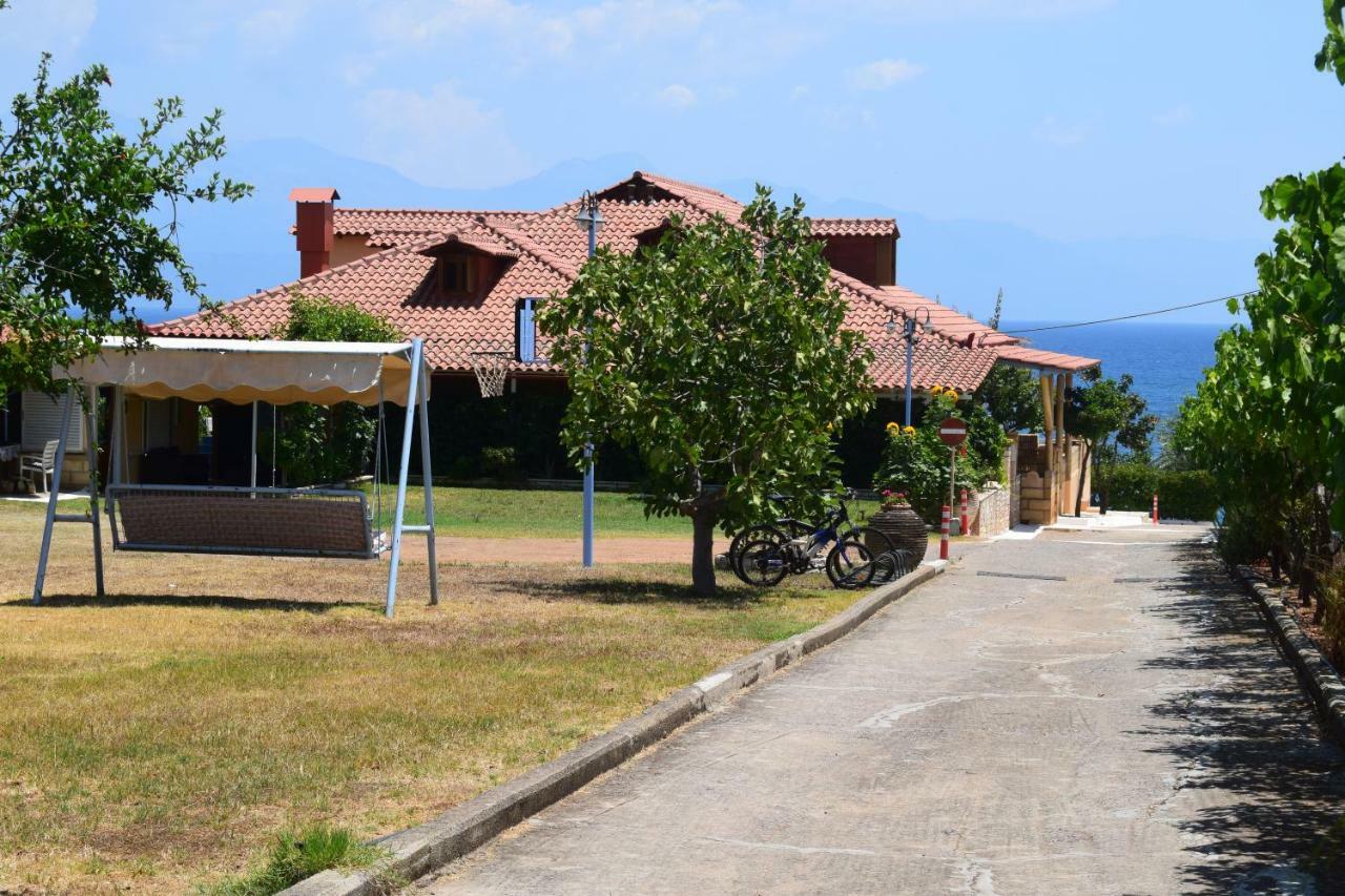 Alexandros Seaside Family & - Paradise, 7' From Petalidi *