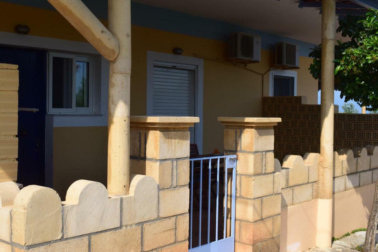 Apartment Alexandros Seaside Family & - Paradise, 7' From Petalidi Kalamaki (Messinia)