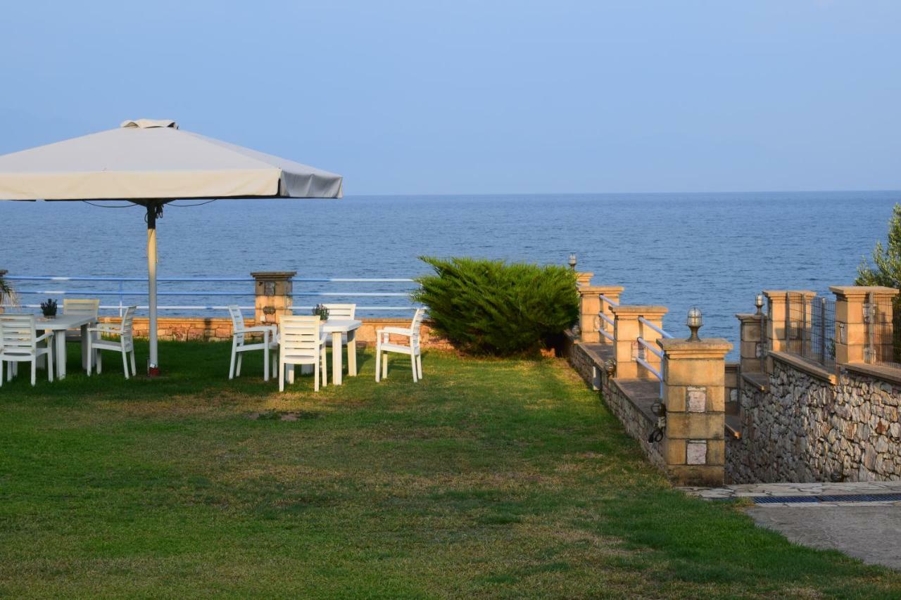 Alexandros Seaside Family & - Paradise, 7' From Petalidi Kalamaki (Messinia)