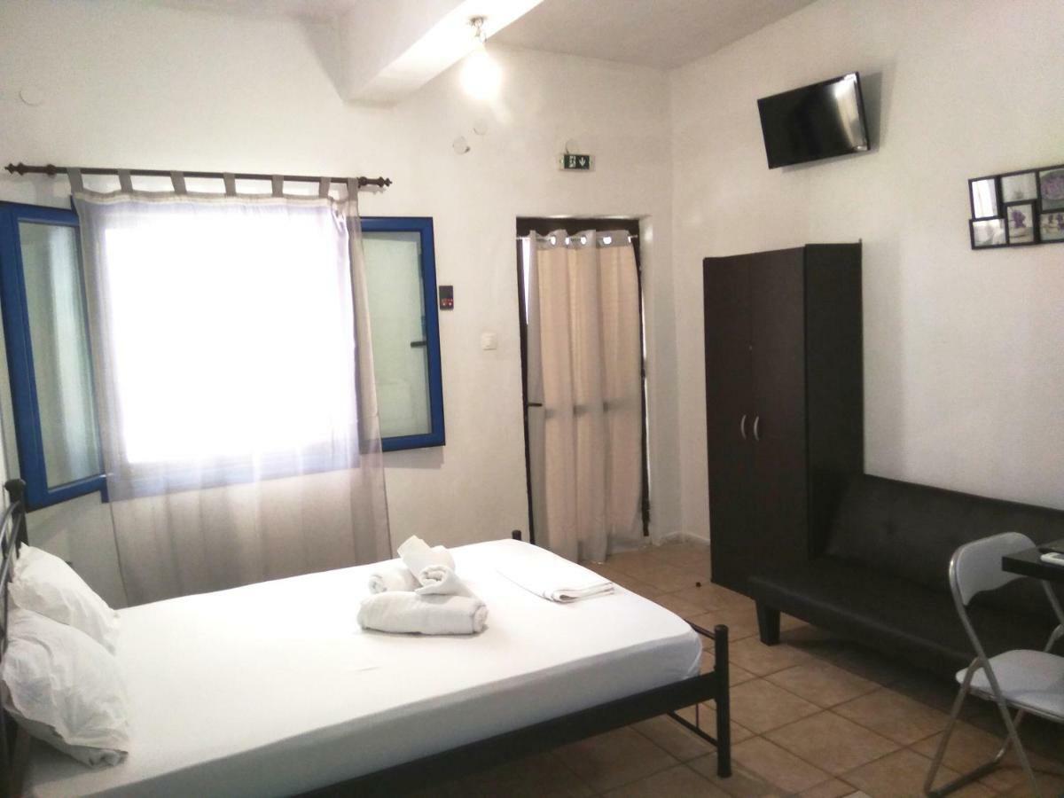 Sarantakis Apartment *