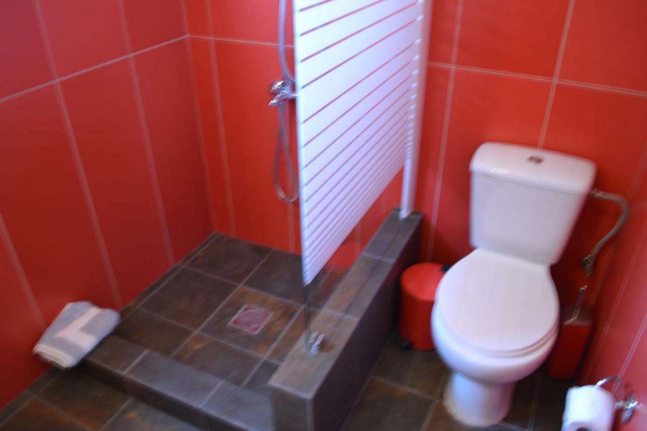Koxilas Studios Guest house *