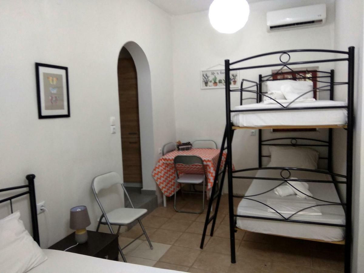 Apartment Sarantakis *