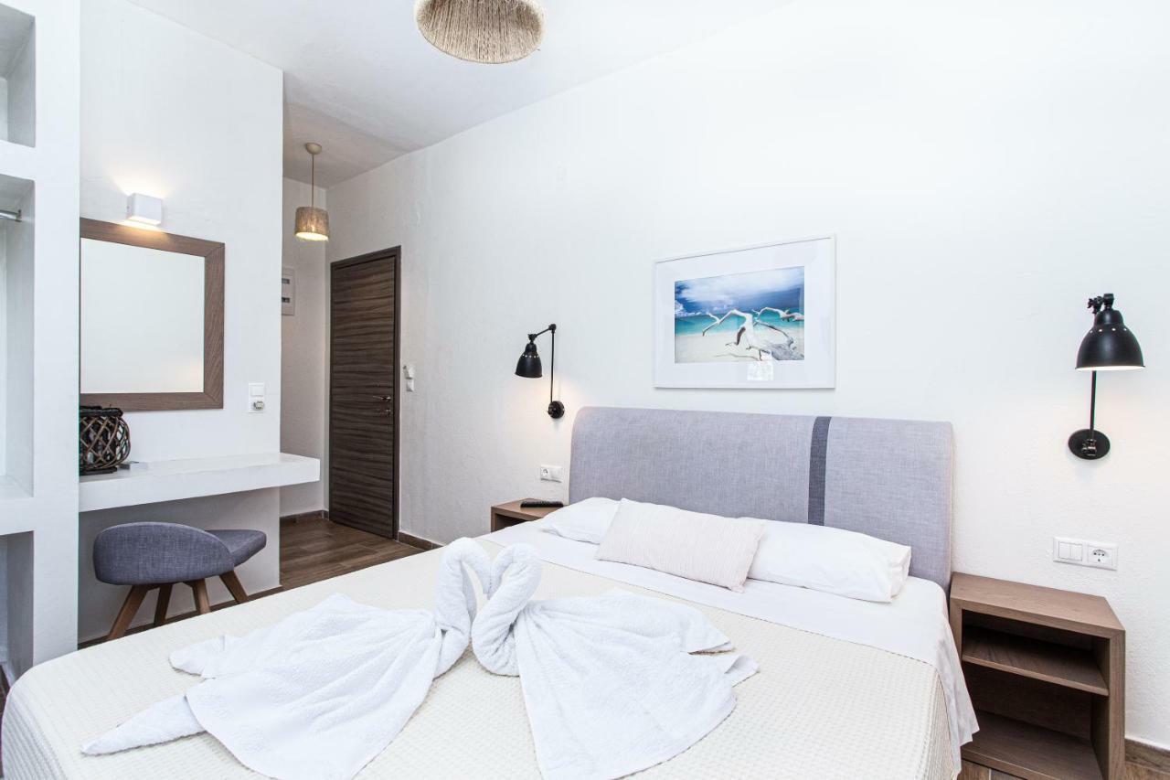 Aparthotel Kokkinos