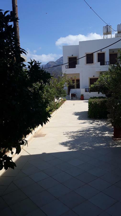 Pela Sissi (Crete)