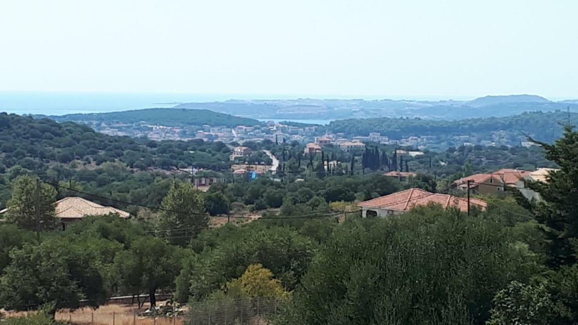 Aristotelis Apartment *
