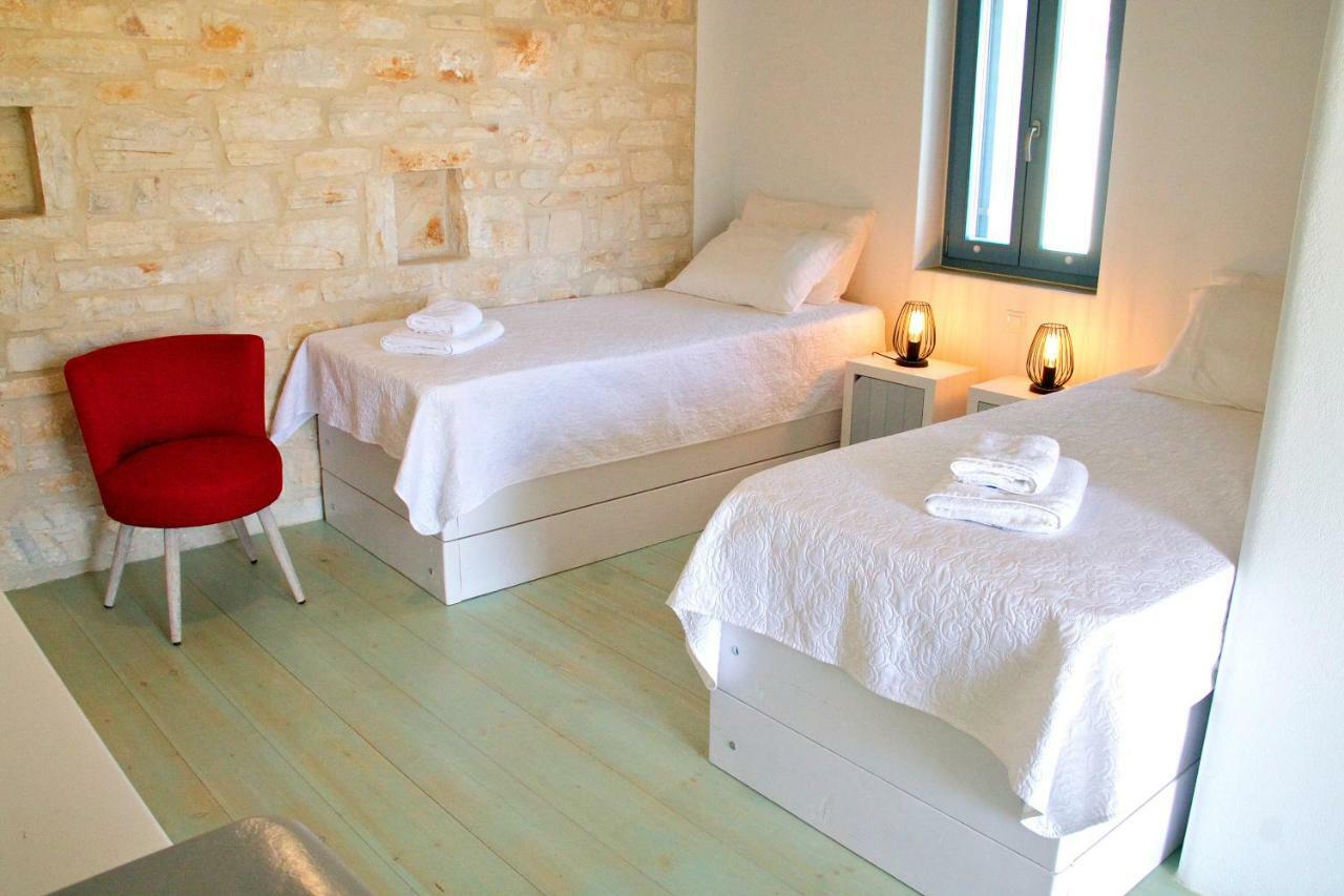 Nomads House Aparthotel