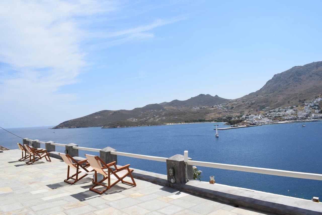 Niovi Serifos