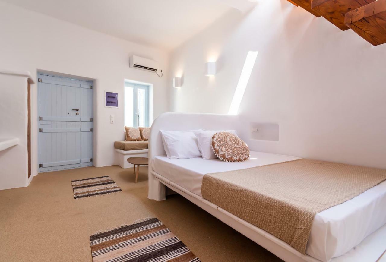 Sunset Nest Plaka (Milos)