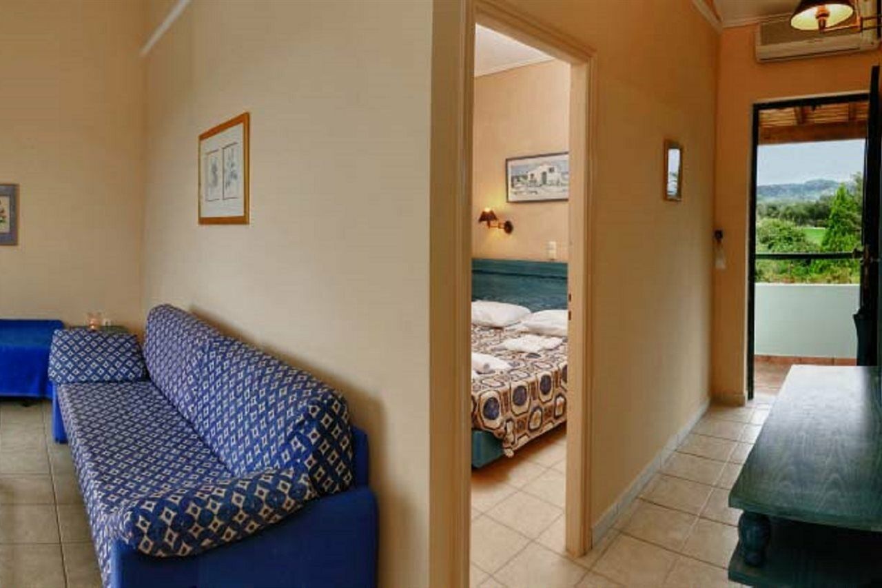 Rebecca's Village Karousades (Esperies)