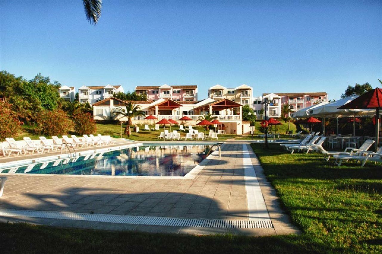 Rebecca's Village Hotel Karousades (Esperies)