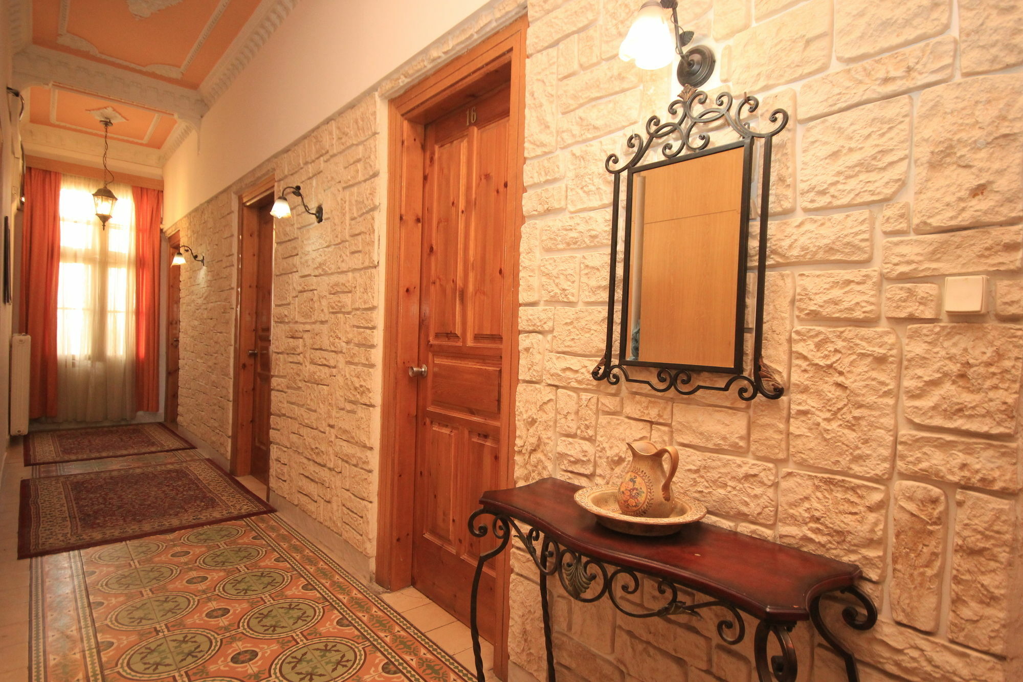 Hostel Neos Olympos Athens