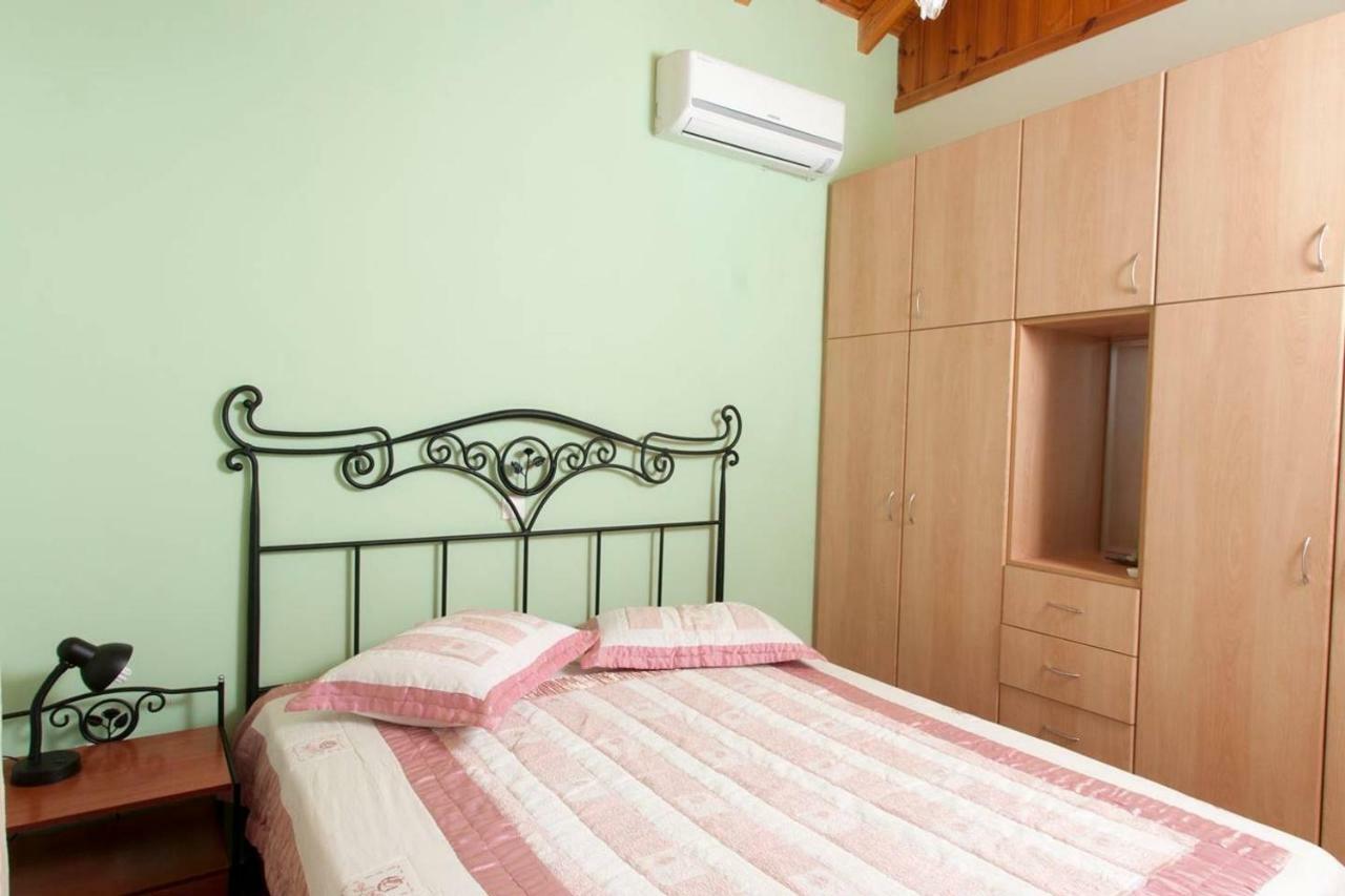 Seaside Serenity - Stylish Seaview